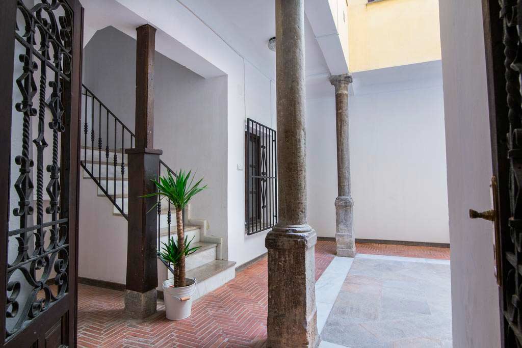 zahira suites